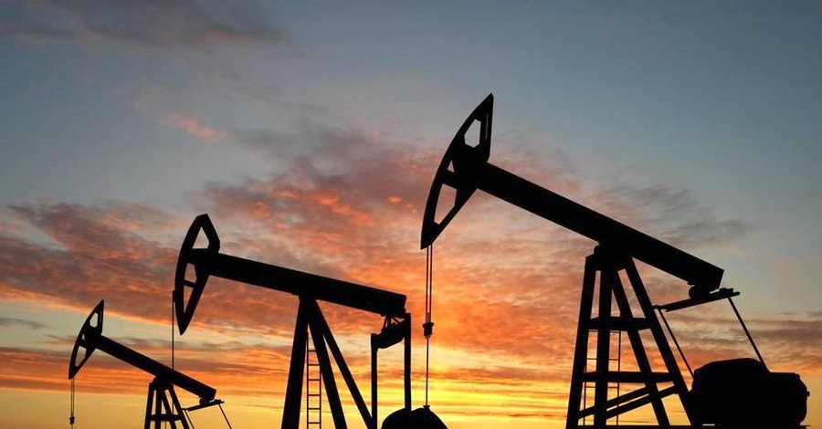 Цена на нефть побила минимум 2009 года