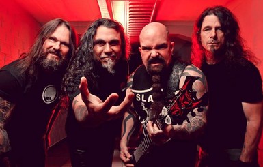 Суровые музыканты Slayer спасли бродячего котенка