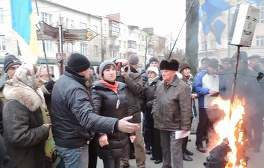 Жители Винницы: Не хотим, чтобы центральная площадь стала как Майдан в Киеве