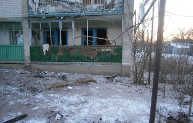 От обстрелов жители Тельманово массово бегут в Новоазовск и Россию