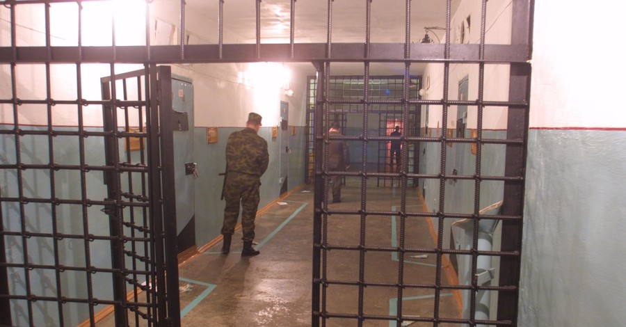 Около 100 заключенных в российском СИЗО устроили бунт
