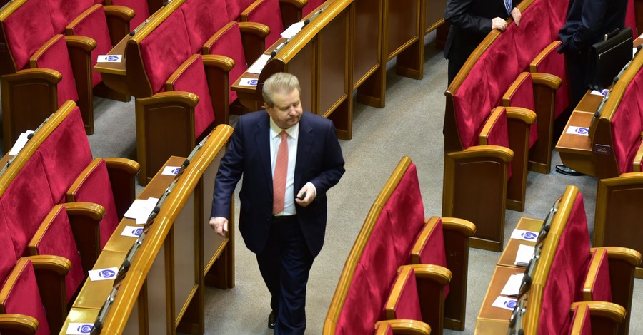 Поплавский, Литвин и еще два десятка депутатов отозвали голоса под 