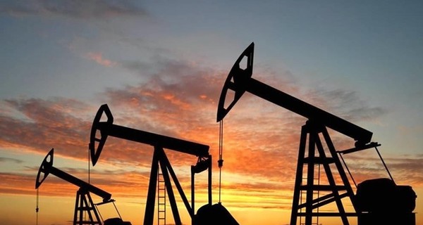 Цена на нефть Brent упала до минимума 5,5 лет