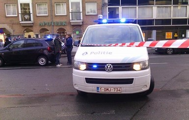 В Бельгии четверо вооруженных людей захватили жителей дома