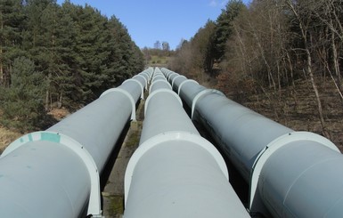 Трое россиян разворовали 37 километров нефтепровода