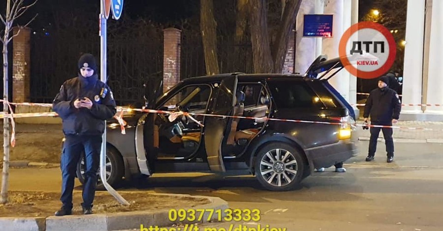 В центре Киева при обстреле Range Rover убили ребенка