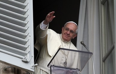 В Италии тысячи людей станцевали для Папы Римского танго