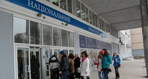 Запорожские студенты хотят сами выбирать банк для стипендий