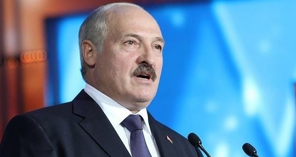 Лукашенко прилетел в Киев на встречу с Порошенко