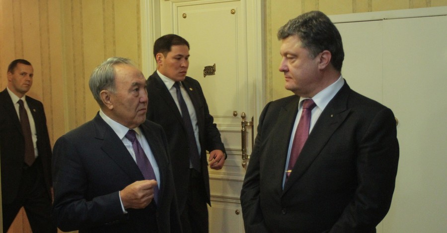 Эксперт рассказал о тайном смысле визита Лукашенко и Назарбаева в Украину