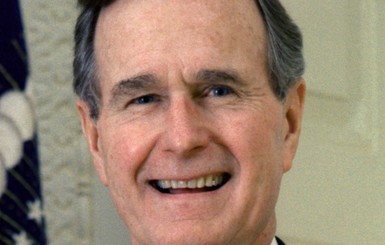 Джордж Буш-старший попал в больницу 