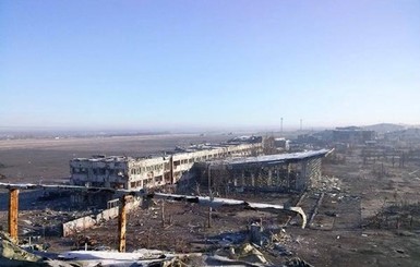 Аэропорт Донецка обстреляли из гранатомета
