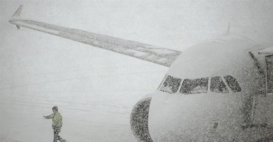 Рейсы из Москвы в Украину отменили из-за снегопада
