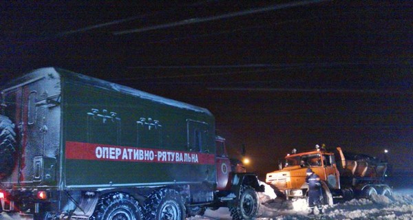 В Одесской области спасатели вытащили из снежных заносов более тысячи человек