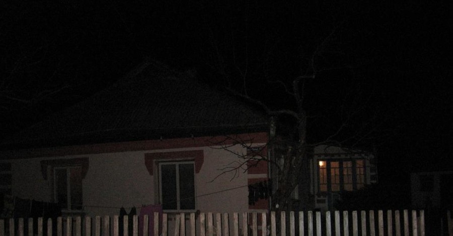 В Черкасской области парень зарезал четырехлетнюю сестру