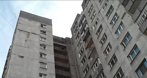 В Ужгороде парень выпрыгнул с 16-го этажа после ссоры с возлюбленной