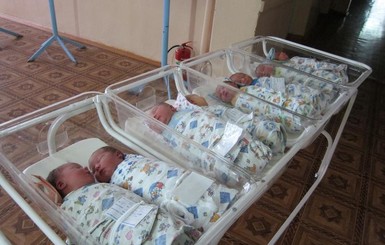 На Днепропетровщине в первые дни 2015 года девочек родилось больше, чем мальчиков