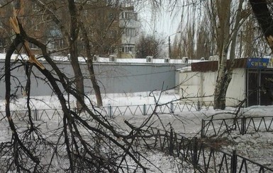 В Донецке снова стреляют: ранен мирный житель