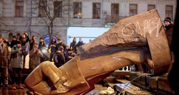 Минкультуры поддерживает снос советских памятников 