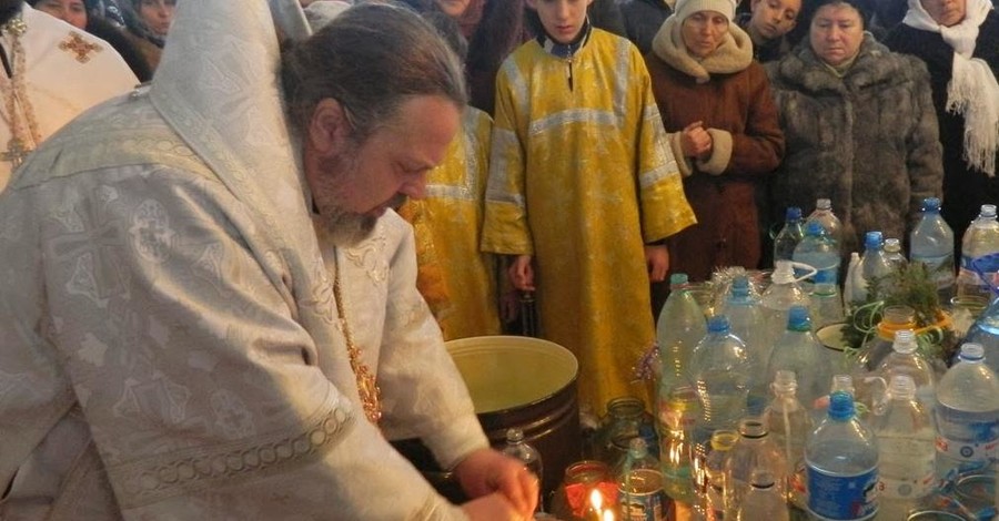 Где в Киеве на Крещение освятить воду