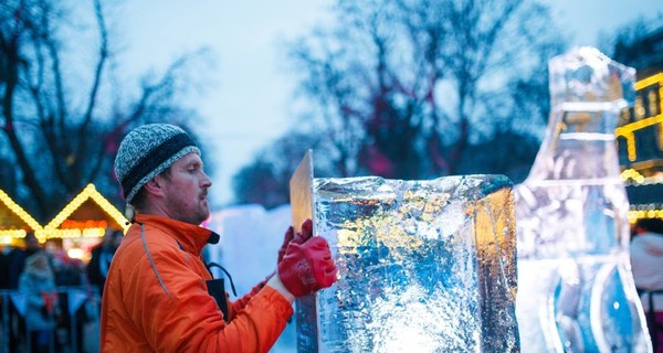 Во Львове состоялся традиционный конкурс ледовых скульптур
