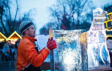 Во Львове состоялся традиционный конкурс ледовых скульптур