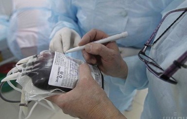 Пострадавшим в Донецке не хватает донорской крови