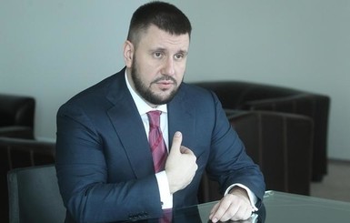 Печерский суд удовлетворил иск экс-главы Миндоходов Клименко к главе ГФС Билоусу