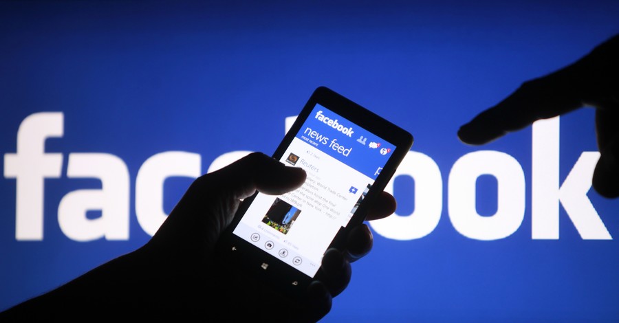 Фейсбук отрицает атаку хакеров, взломщики твердят обратное