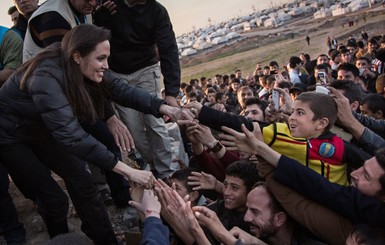 Анджелина Джоли написала письмо о поездке в Ирак