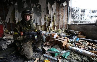 Когда шли бои за Донецкий аэропорт, на помощь армии перечислили 1,2 миллиона гривен