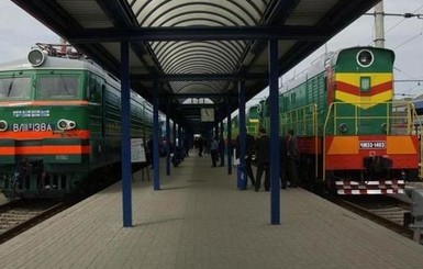 В Луганской области восстановили движение дизельного поезда