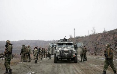 Штаб АТО: с военными в Углегорске потеряна связь
