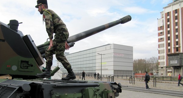 Франция перебросит в Польшу свои танки