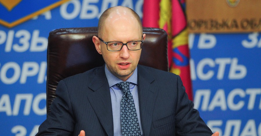 Яценюк предложил привлечь к охране государственных объектов частные фирмы