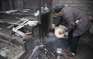 В Донецкой области число городов оставшихся без света, тепла и газа уже исчисляется десятками