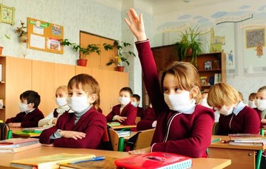 Школьники мирного Донбасса ушли на карантин, а в Донецке нечем лечить грипп