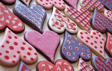 В Киеве в День влюбленных зазывают в рестораны скидками и печеньем