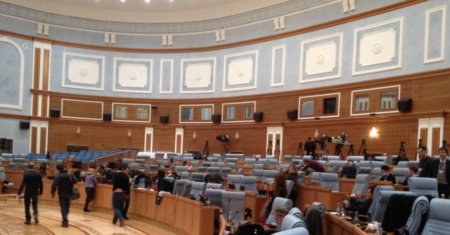 Журналистов пригласили в зал, где может быть подписан документ по Донбассу