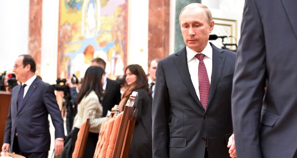 Путин: в Минске договорились о прекращении огня с 15-го февраля