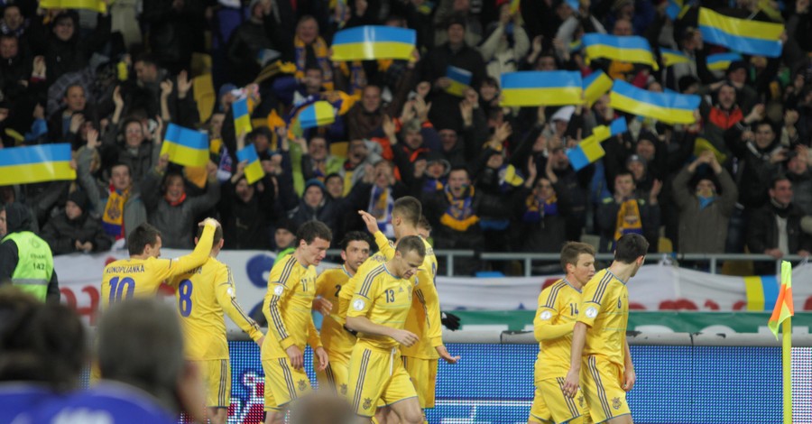 Украина опустилась на 27-е место в рейтинге ФИФА