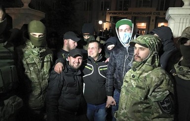 Пострадавший от взрыва в Одессе автомайдановец считает ЧП местью