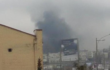 В Киеве масштабный пожар