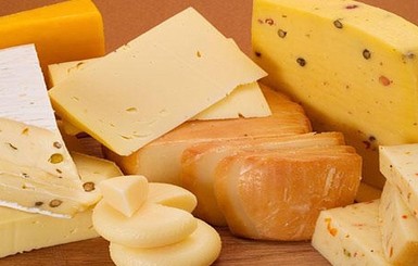 Россия приостановила импорт польского сыра