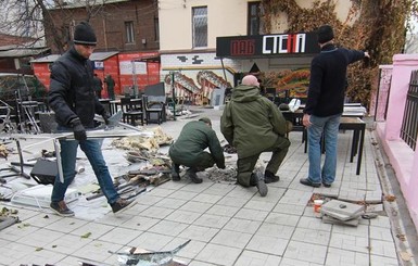 Геращенко: организаторов взрыва в харьковском пабе 