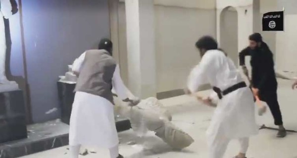 В ЮНЕСКО резко осудили исламистов, которые уничтожили древности Ирака