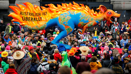 Коронавирус, пожары в Австралии и немного политики: в Германии прошел ежегодный карнавал Fasching