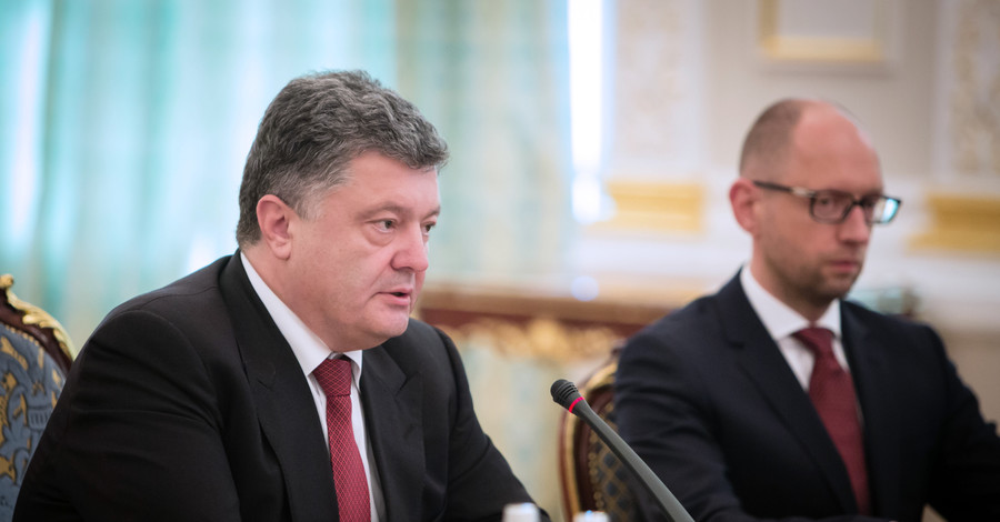 Порошенко и Яценюк выразили соболезнования в связи с убийством Немцова