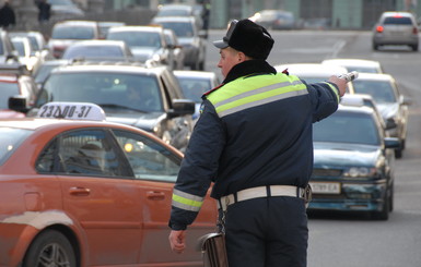 Прокуратура начала обыск главного управления ГАИ Киева