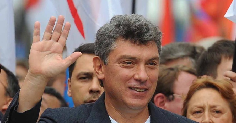 Борис Немцов работал в 